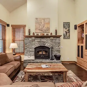 1132 Mammoth Lakes
